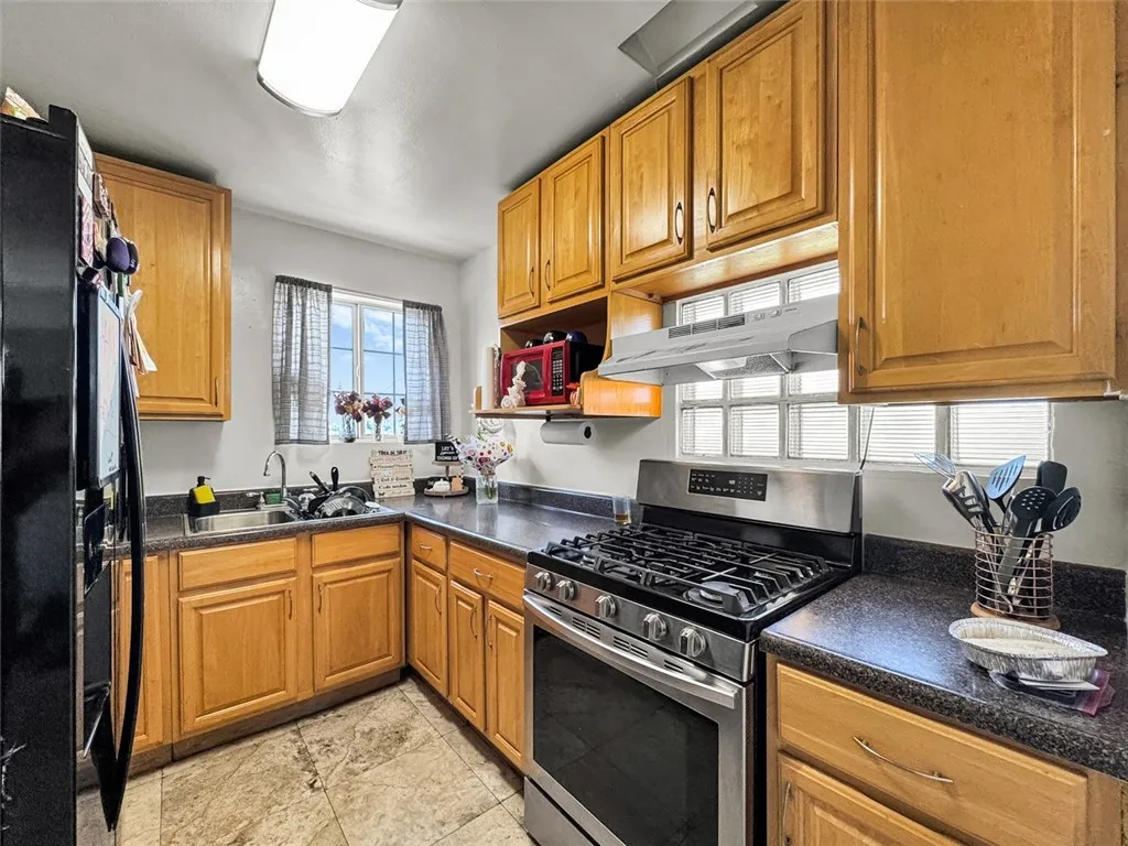 113 N 19th Street, Montebello, California 90640 home-pic-15